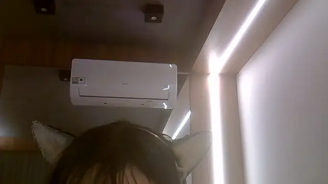 Skinny-Kitten online show from 07/26/26, 04:53