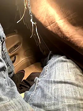 Snapshot of prekumstud chatting on 10/16/25, 12:50 prekumstud online show from 10/16/25, 12:50