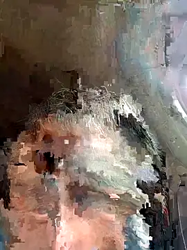 Snapshot of prekumstud chatting on 12/15/25, 09:41 prekumstud online show from 12/15/25, 09:41