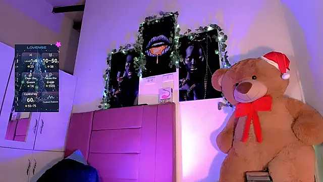 Snapshot of alexia_corleoni chatting on 12/14/24, 11:39 alexia corleoni online show from 12/14/24, 11:39