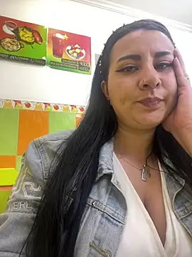 Abril Luv online show from 01/31/25, 12:39