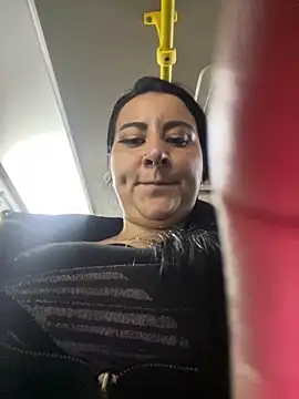 Abril Luv online show from 02/12/25, 12:05