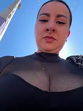 Abril Luv online show from 05/09/26, 02:11