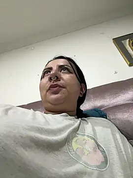 Abril Luv online show from 06/02/26, 01:18