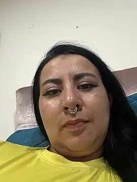 Abril Luv online show from 06/10/26, 01:50