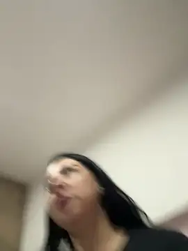 Abril Luv online show from 07/23/26, 01:08
