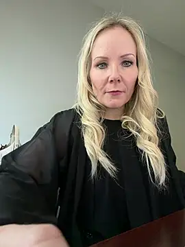 Sexual Lovable Doll online show from 06/16/26, 08:11