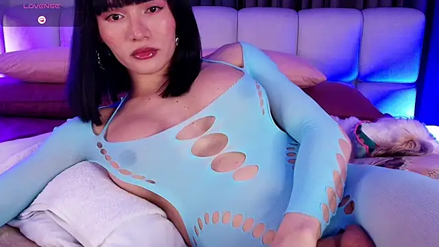 sweetieluna01 online show from 03/05/26, 05:36