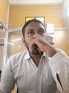 adicma123 online show from 10/15/25, 03:39