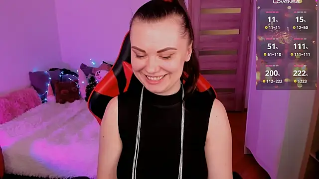 Kristina Logan online show from 12/27/24, 03:04