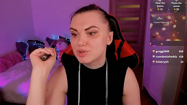 Kristina Logan online show from 12/27/24, 06:42