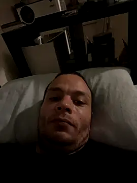 Snapshot of Reposed_Sundown chatting on 12/17/25, 09:54 Reposed Sundown online show from 12/17/25, 09:54