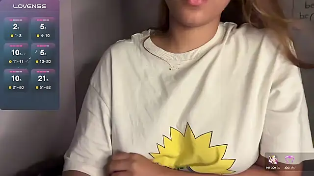 Snapshot of Queen_Sakhi chatting on 02/01/25, 04:44 Queen Sakhi online show from 02/01/25, 04:44