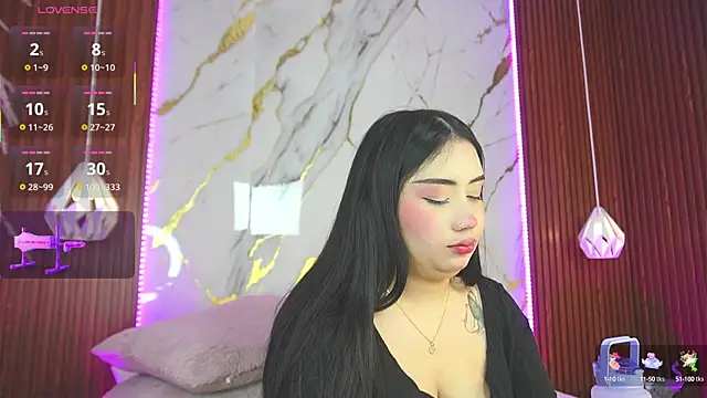 Snapshot of haylie_ chatting on 02/12/25, 04:12 haylie  online show from 02/12/25, 04:12
