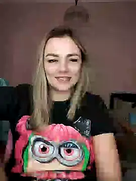 KrissSexi online show from 02/12/25, 08:38