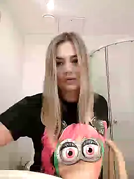 KrissSexi online show from 02/13/25, 07:21