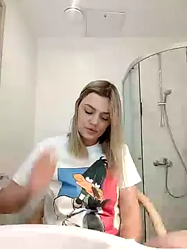 KrissSexi online show from 02/14/25, 07:02