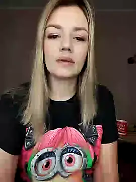 KrissSexi online show from 02/18/25, 04:58