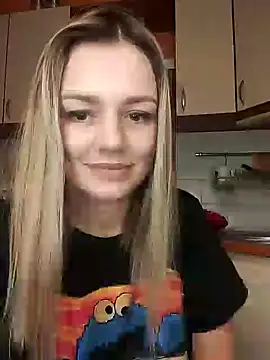 KrissSexi online show from 02/25/25, 07:47
