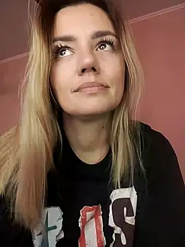 KrissSexi online show from 09/16/25, 08:26