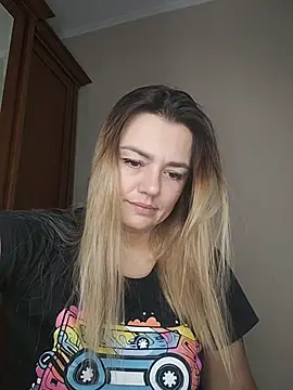 KrissSexi online show from 12/05/25, 04:54