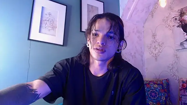 AlbertBernal69 online show from 10/17/25, 03:31