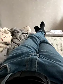 mihaixxx1 online show from 11/04/25, 10:58