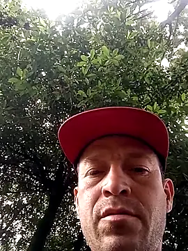 Snapshot of edyson chatting on 09/19/25, 01:23 edyson online show from 09/19/25, 01:23