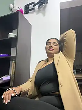 ZiaCalifa online show from 01/06/25, 12:24