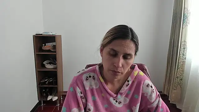 lauren ashlee online show from 06/22/26, 06:38