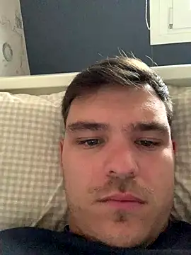 Snapshot of sergigomez chatting on 10/24/25, 02:13 sergigomez online show from 10/24/25, 02:13