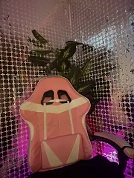 Insane Issa online show from 01/07/25, 10:19