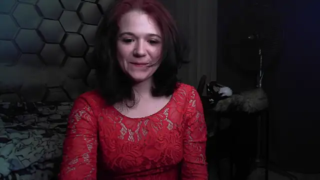 Naomi Robbins Love online show from 10/07/25, 08:11