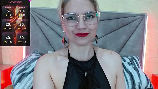 Esmeralda oikos online show from 06/03/26, 03:09
