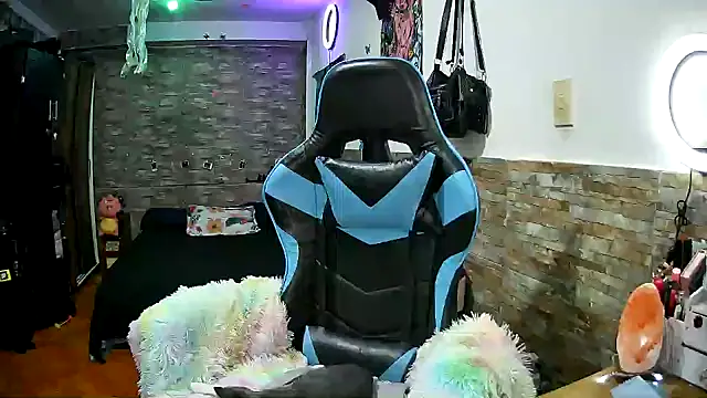 AngelaQueen  online show from 07/28/26, 08:52