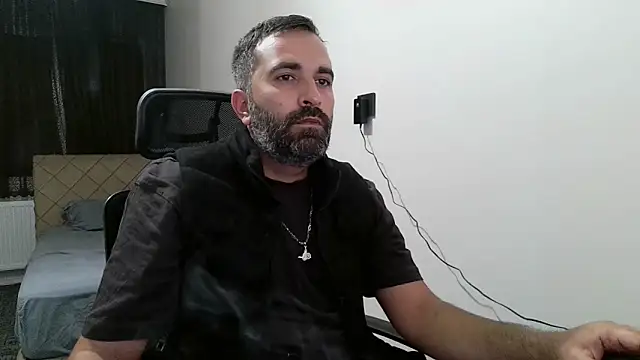 Snapshot of tgltplsr chatting on 10/19/25, 11:38 tgltplsr online show from 10/19/25, 11:38