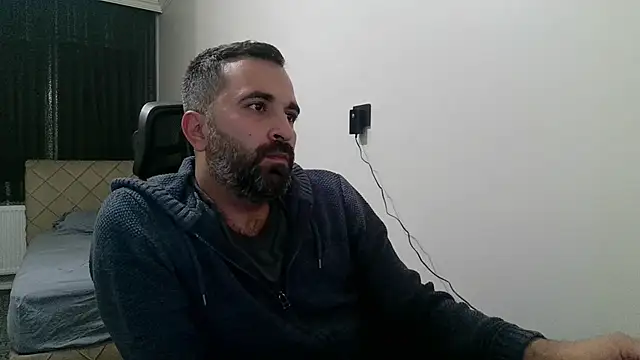 Snapshot of tgltplsr chatting on 11/11/25, 09:26 tgltplsr online show from 11/11/25, 09:26