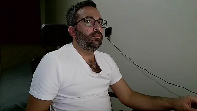 Snapshot of tgltplsr chatting on 12/02/25, 11:11 tgltplsr online show from 12/02/25, 11:11