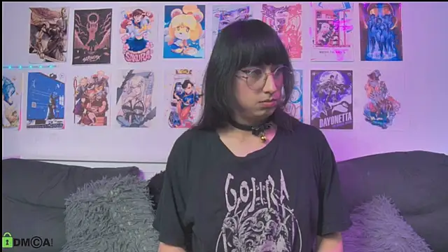 snowblack  online show from 07/26/26, 06:37