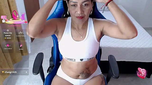 Dayanna 11 online show from 05/06/26, 08:58