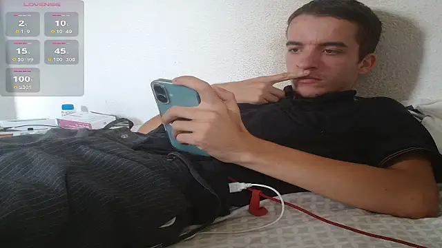 Tombgy07 online show from 09/16/25, 11:00