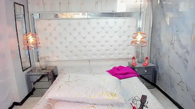 Georgina-Musk online show from 03/12/25, 07:49