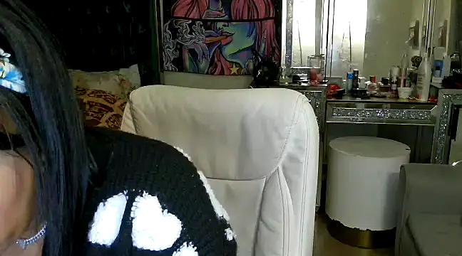 YasmineMinaj online show from 01/12/25, 04:42