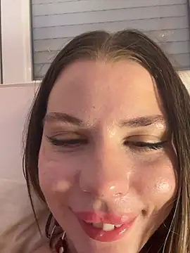 Snapshot of KittyKatyDream chatting on 01/29/25, 10:53 KittyKatyDream online show from 01/29/25, 10:53