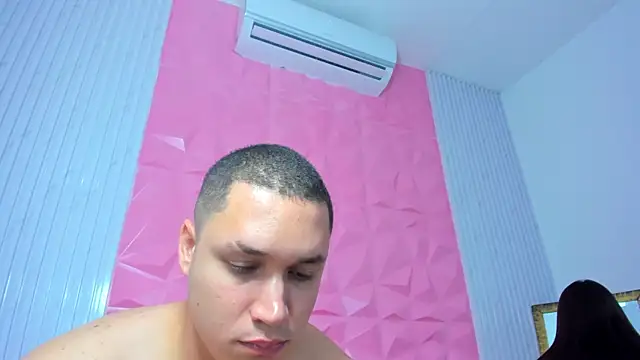 Karoline Hott online show from 02/14/25, 09:32