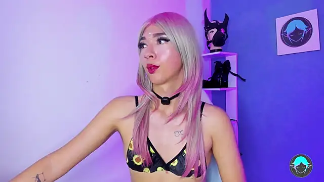 sofi elfqueen online show from 06/04/26, 12:27