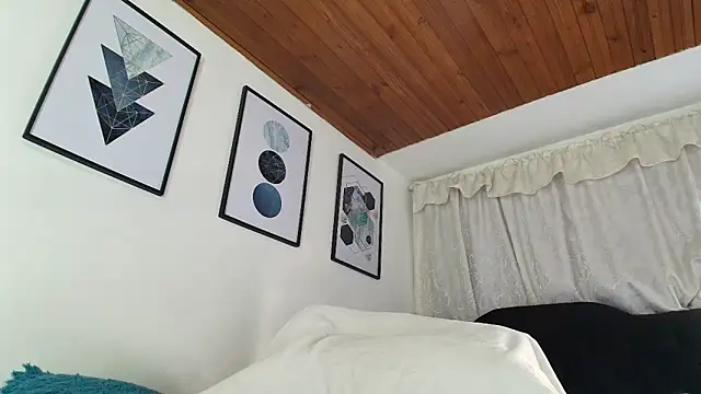 sam her online show from 09/25/25, 09:18