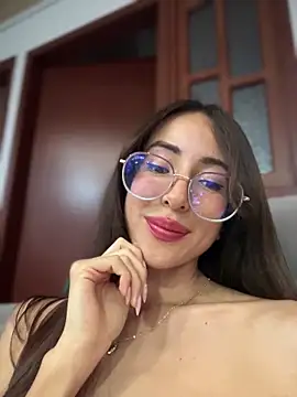 lauravasquez online show from 02/22/25, 05:13