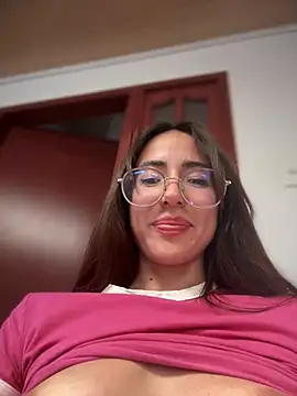 lauravasquez online show from 03/08/25, 07:53