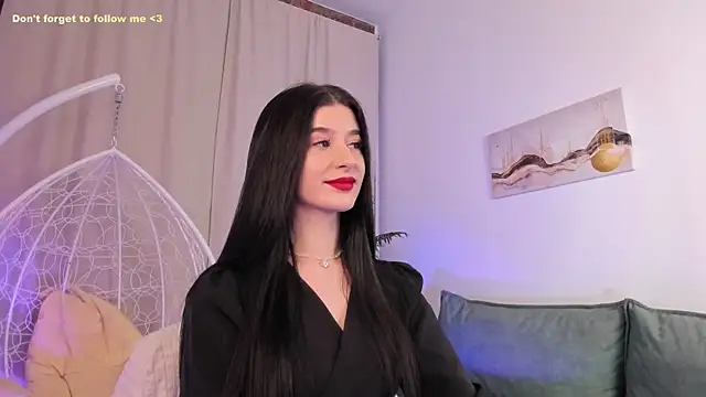 Snapshot of LauraCoy chatting on 02/03/25, 08:24 LauraCoy online show from 02/03/25, 08:24